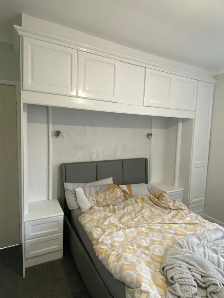 Home furnishings spray painting